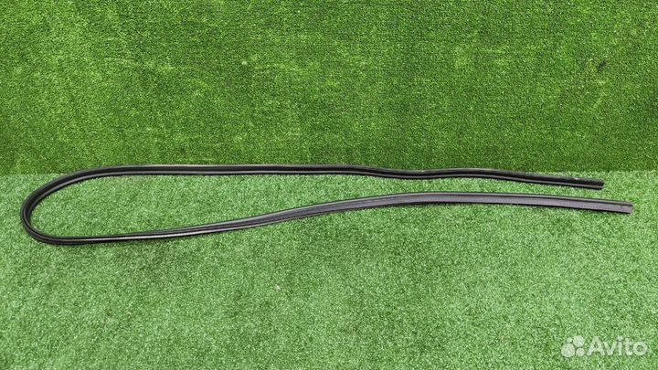 Уплотнитель капота haval F7 оригинал