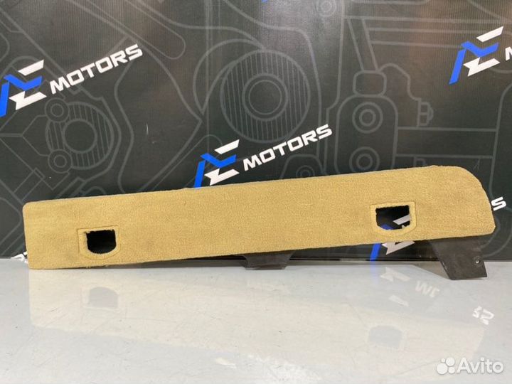 Ковер багажника правый Volkswagen Touareg 7L AXQ/4