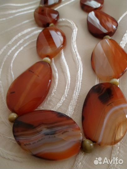 Бусы из натуральных камней, сердолик