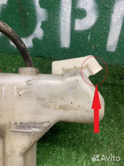 Бачок расширительный Nissan Primera