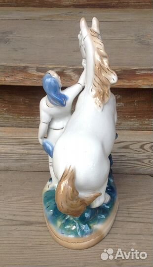 Статуэтка старая гжель 
