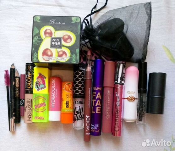 Набор косметики пакетом
