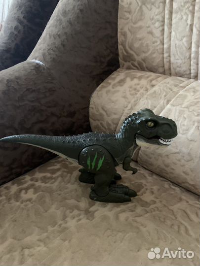 Динозавры игрушки