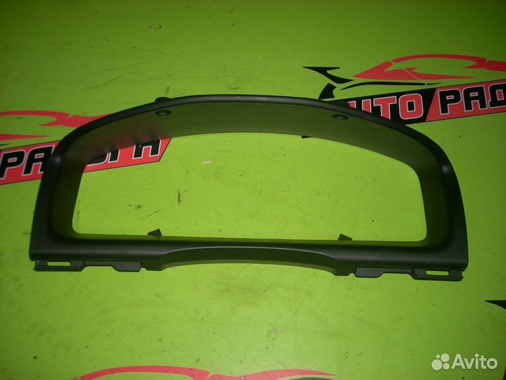 Консоль под щиток приборов toyota JZX101,SX100,LX1