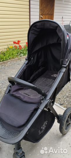 Прогулочная коляска