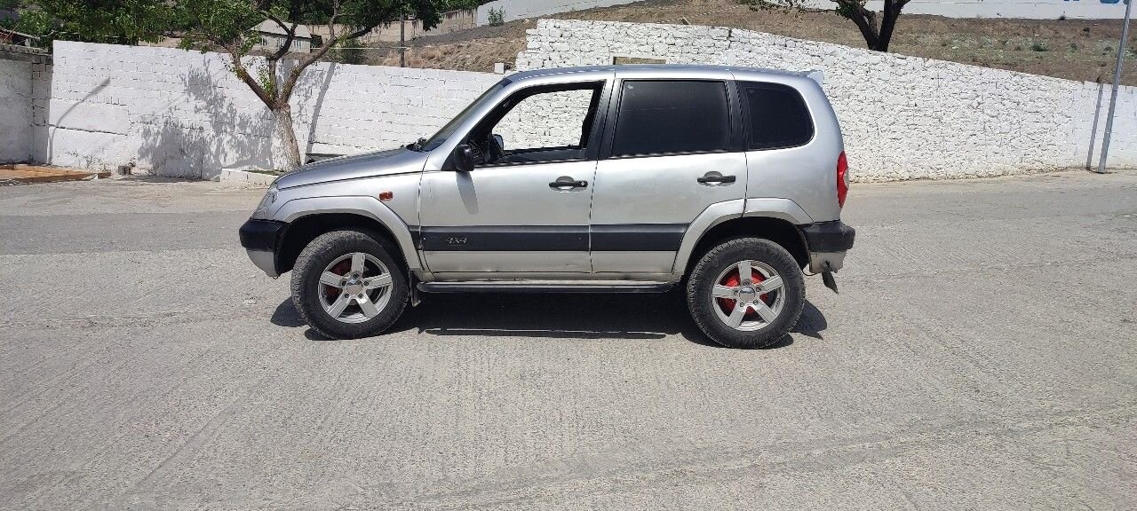 Chevrolet Niva: фото владельца