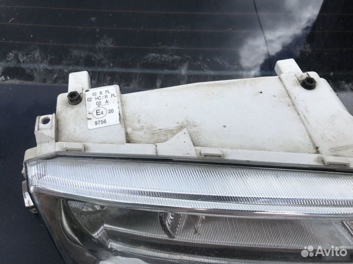 Фара правая Skoda Octavia