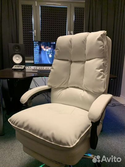 Геймерское кресло
