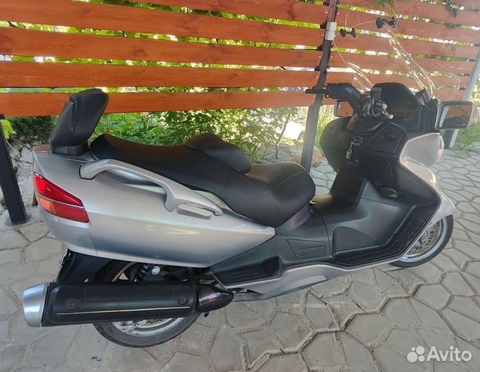 Продам макси скутер