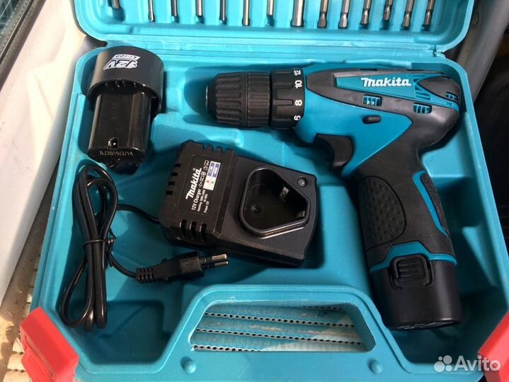 Шуруповерт Makita