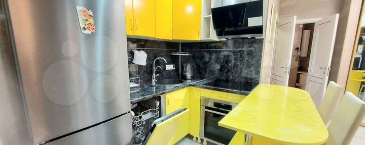 3-к. квартира, 80 м², 2/21 эт.