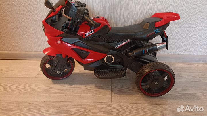 Детский электромобиль бу