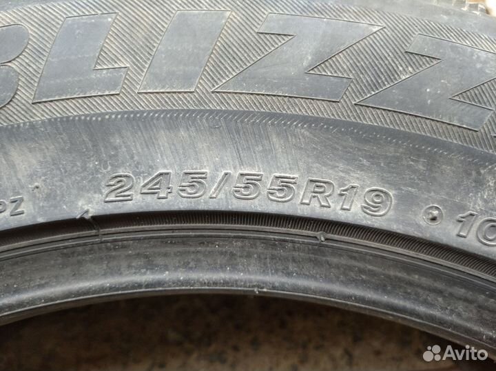 Bridgestone Blizzak Spike-01 245/55 R19 103T