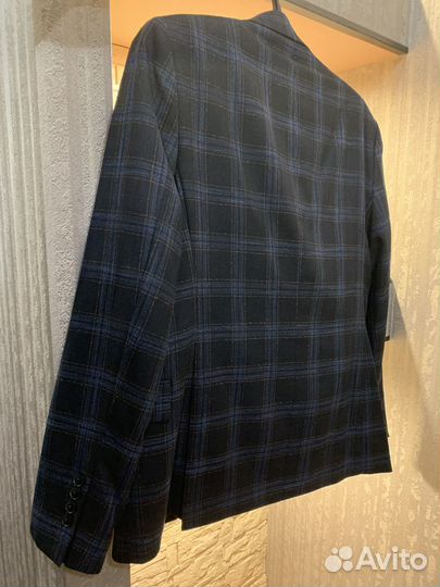 Продам новый мужской костюм