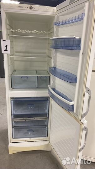 Холодильник бу 9900