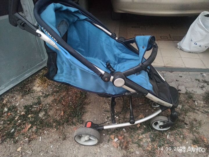 Коляска прогулочная infinity