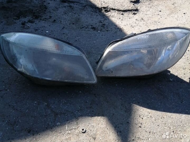 Skoda fabia 2 фара с дефектами