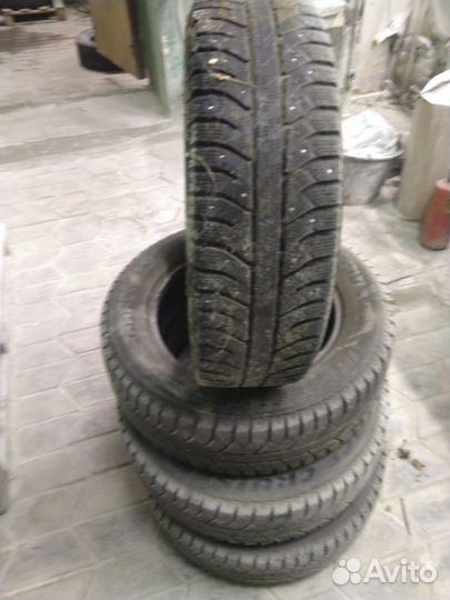 Bridgestone Ice Cruiser 7000S 185/65 R15