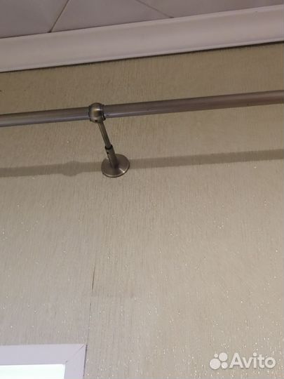 Прдам гардину для штор настенная бу
