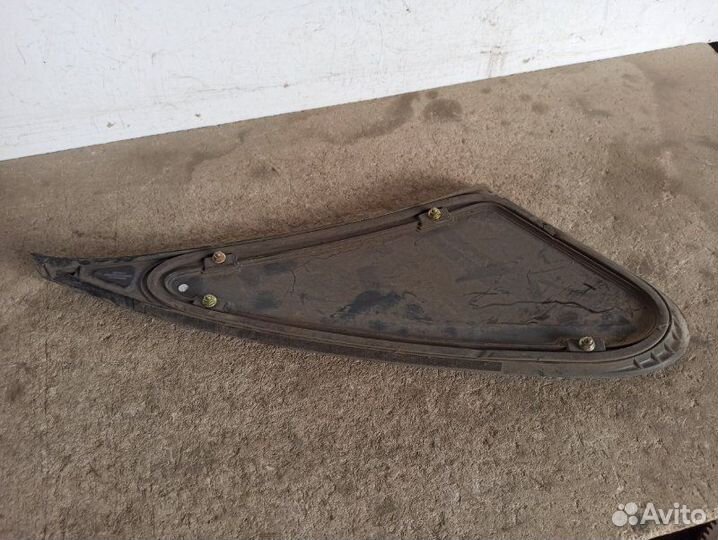 Стекло кузовное глухое заднее левое Chevrolet