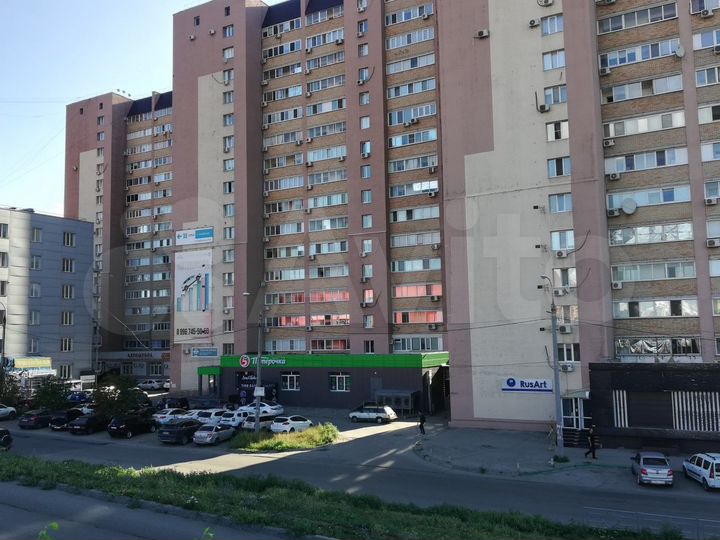 Помещение на первой линии у Космопорта