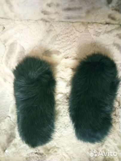 Меховой воротник с манжетами