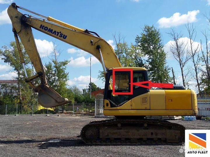 Стекло дверное Komatsu PC 200-7