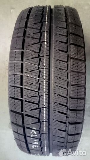 Bridgestone Blizzak Revo GZ 215/65 R16 98S