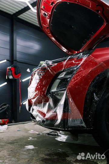 Оклейка авто защитной пленкой