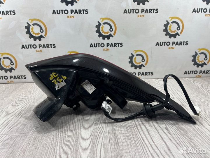 Фонарь задний левый Mazda Cx-30 ре