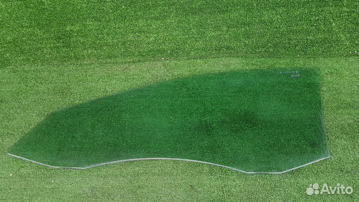 Стекло передней правой vw passat B6