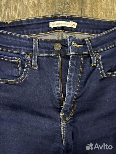 Джинсы женские levis 725