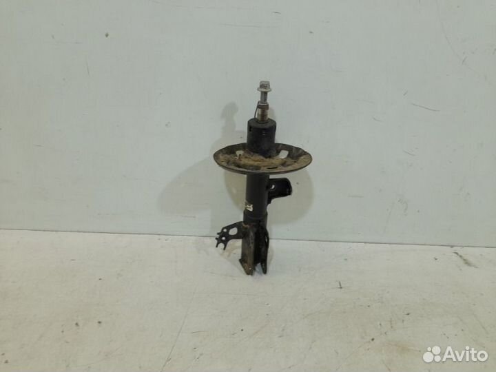 Амортизатор передний левый Toyota Camry V70 2018