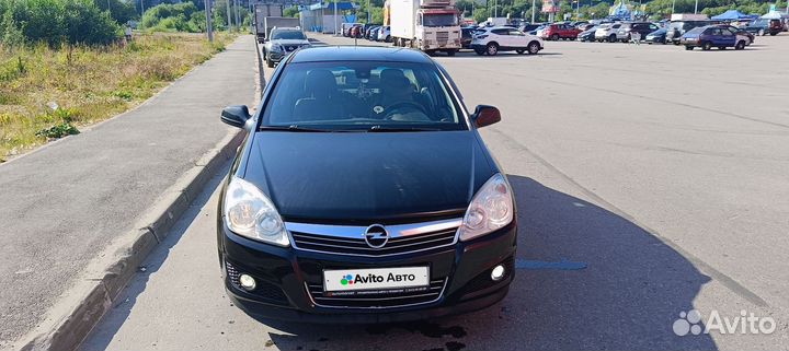 Opel Astra 1.8 AT, 2010, 140 000 км