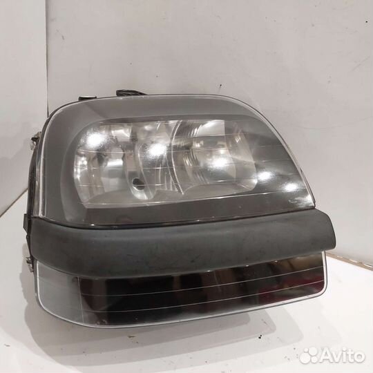 Фара правая Fiat Doblo 1