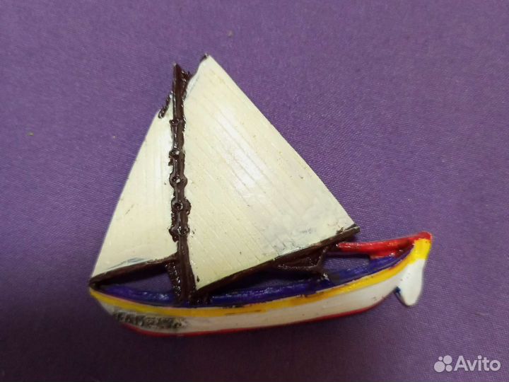 Магниты на холодильник