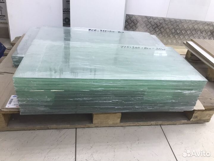 Стекла разных размеров