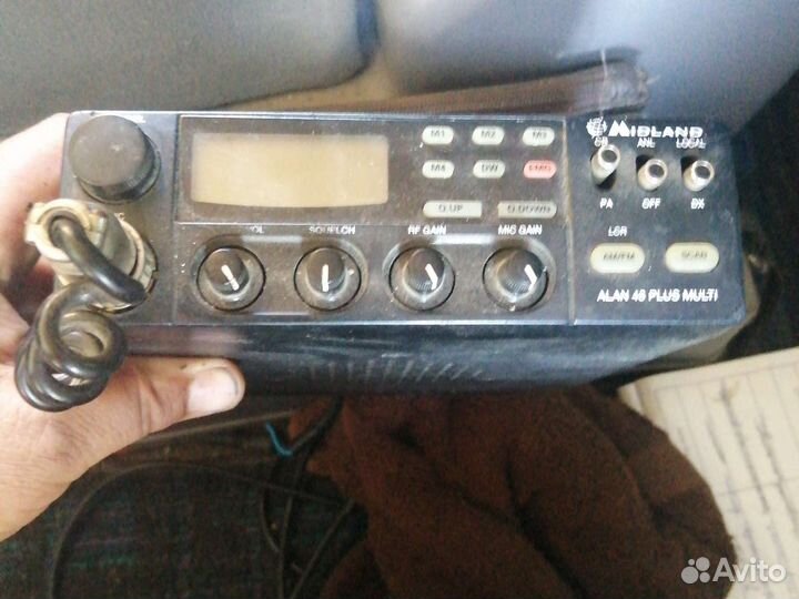 Автомобильная рация с антенной