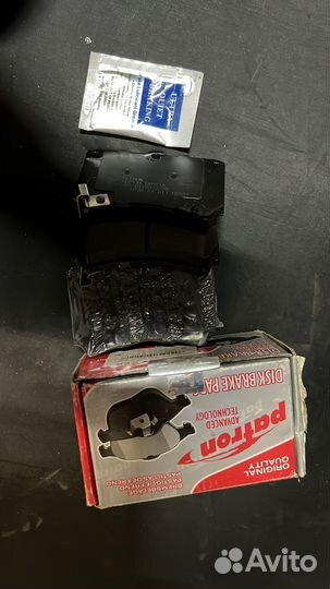 Тормозные колодки передние Мазда