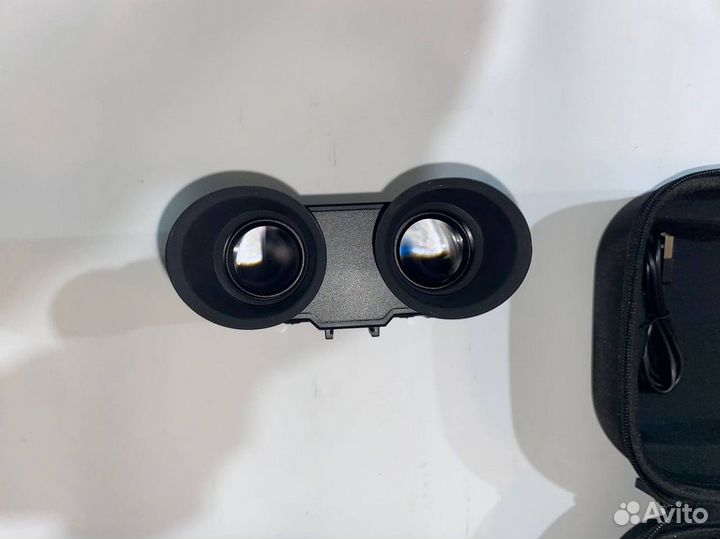 Прибор ночного видения /пнв /С креплением