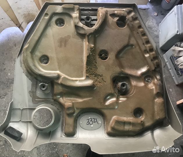 Крышка двигателя защита верхняя