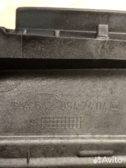 Фильтр воздушный mercedes-benz A6420940000