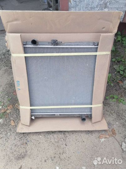 Радиатор охлаждения мицубиси паджеро