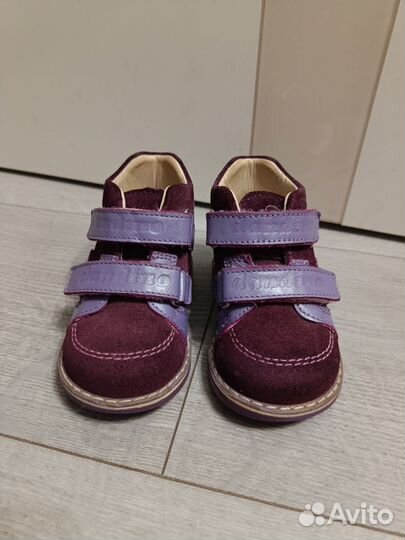 Ботинки для девочки р.19