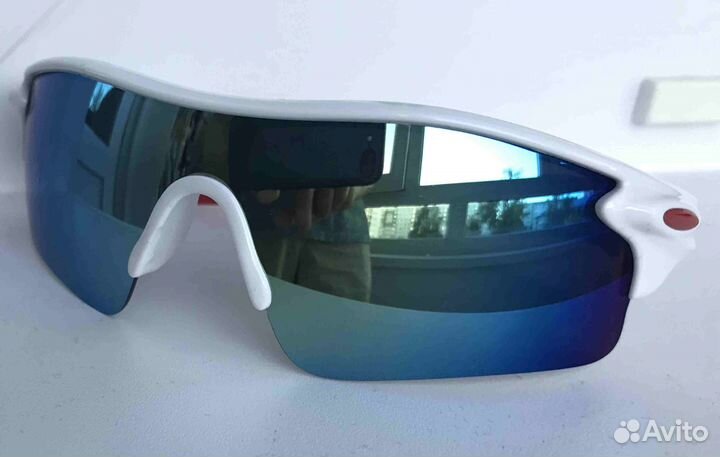 Солнцезащитные очки мужские спортивные