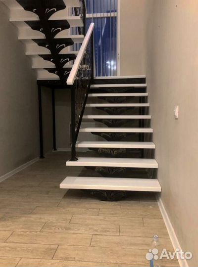 Металлические каркасы для лестниц