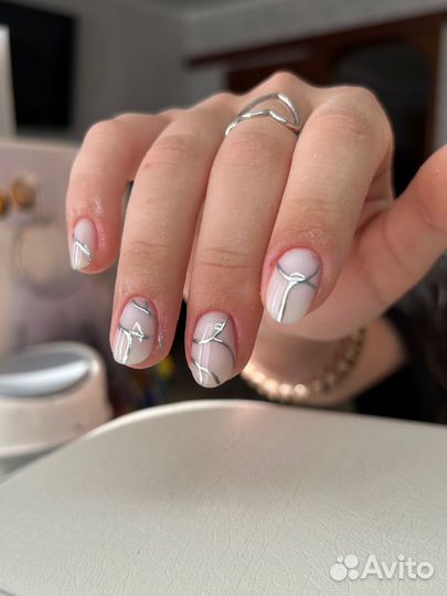 Маникюр на дому