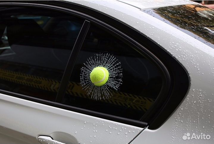 Наклейка на стекло машины