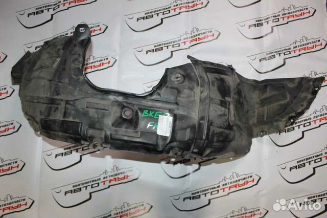 Подкрылок mazda axela mazda3 BK BK3P BK5P bkep пер