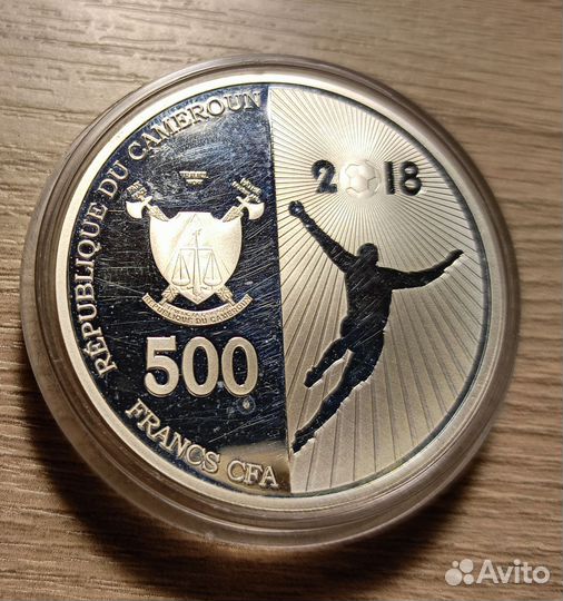 Монета 500 франков камерун
